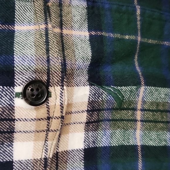 Nautica NWT Size XL Plaid Flannel Button Down Shirt - Picture 4 of 5